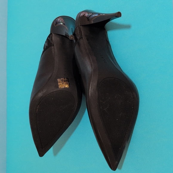 DKNY, like new! genuine leather heels, black, logo, size 10 - Picture 7 of 12